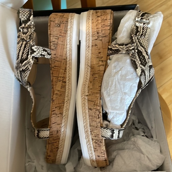 Women’s Pelle Moda snakeskin sandals - Picture 3 of 5